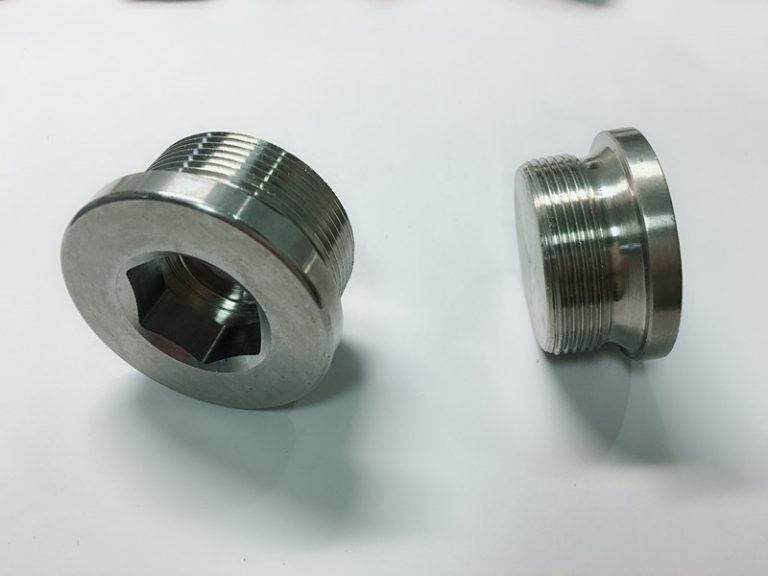 定制不銹鋼環形螺栓，帶鑰匙圈